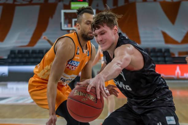 合作及其对 合作及其对